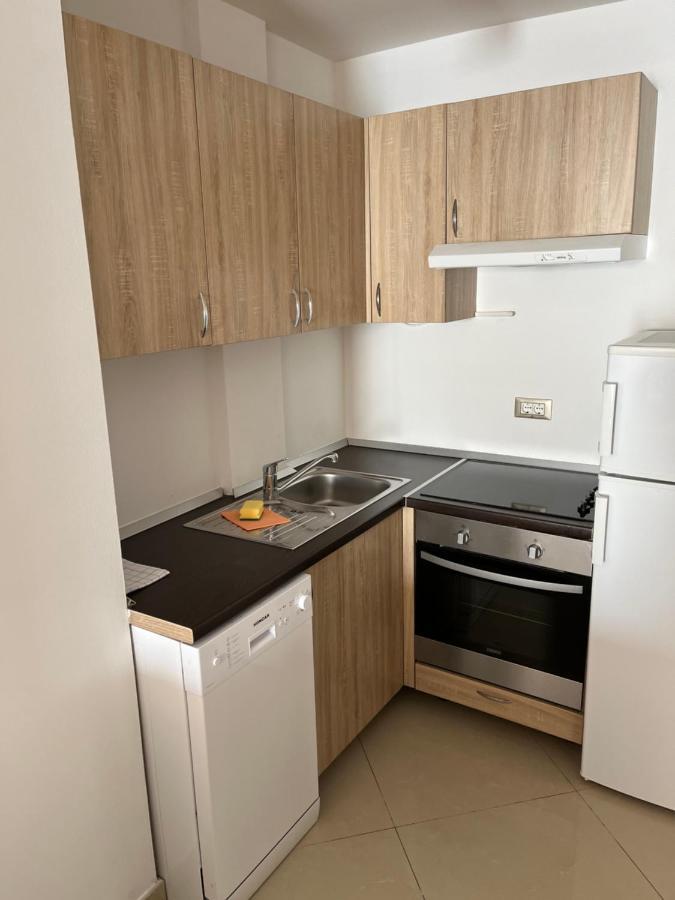 Rotonda Inn Novigrad Новиград Екстериор снимка