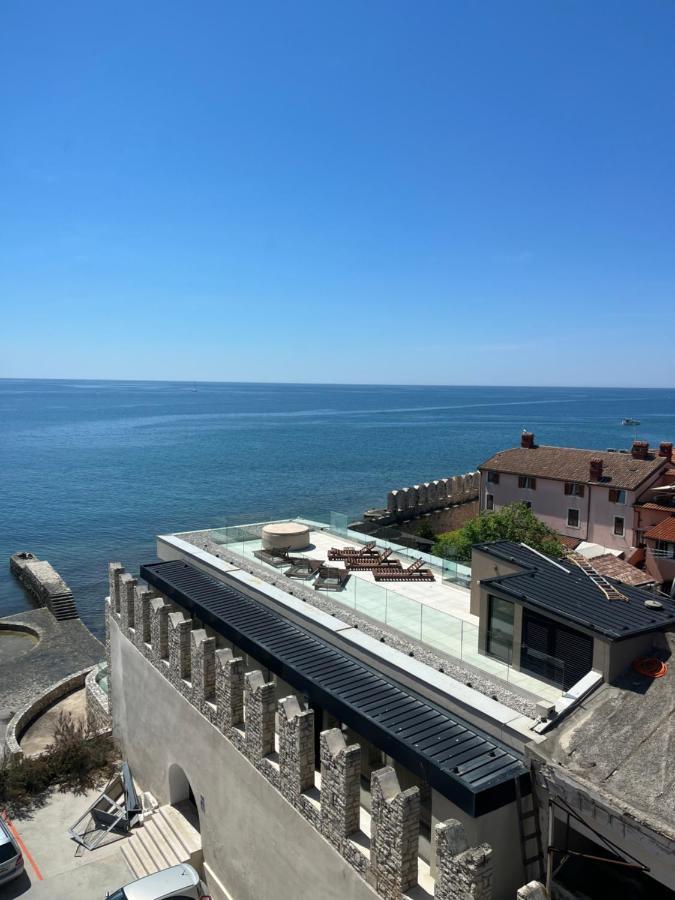 Rotonda Inn Novigrad Новиград Екстериор снимка